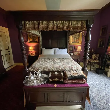 Heathfield House *